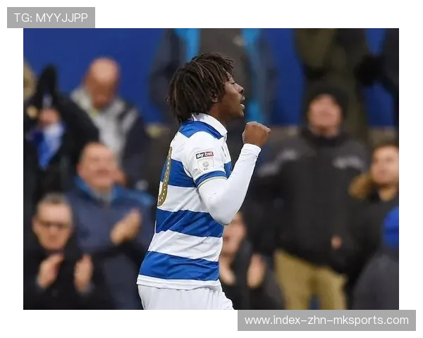 水晶宫外围直接打门,埃泽侧身抽射精妙绝伦:一场足球艺术的完美展示